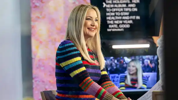 Kate Hudson Describes Emotional Phone Reunion With Estranged Sister- It Was So Great 805