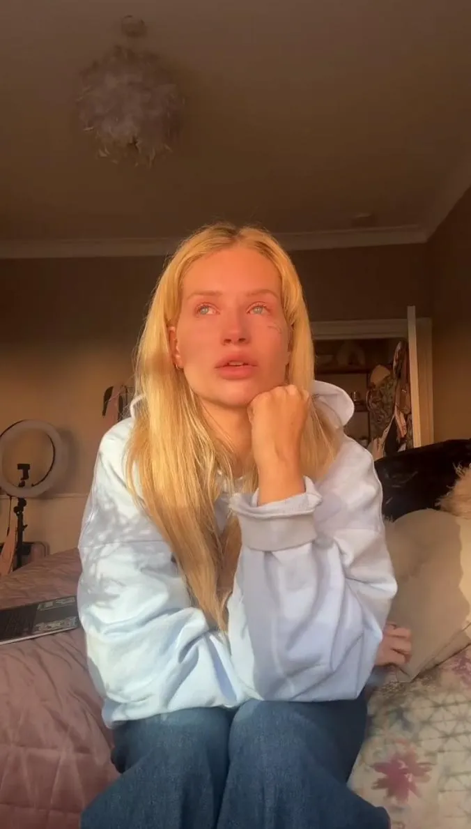 Kate Moss&rsquo; Sister Gets Emotional Discussing Addiction Battle: &lsquo;I Don&rsquo;t Even Like or Know Who I am&rsquo;