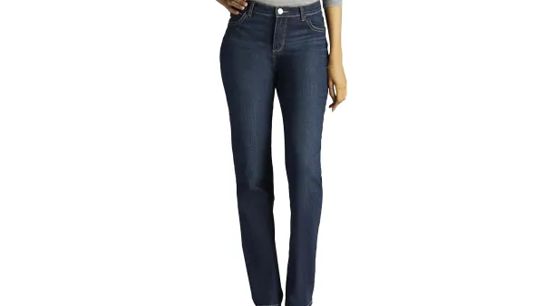 Lee Women’s Instantly Slims Classic Relaxed Fit Monroe Straight Leg Jean