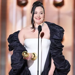 Lily Gladstone Speaks in Blackfeet While Accepting Golden Globe Award for Killers of the Flower Moon 871