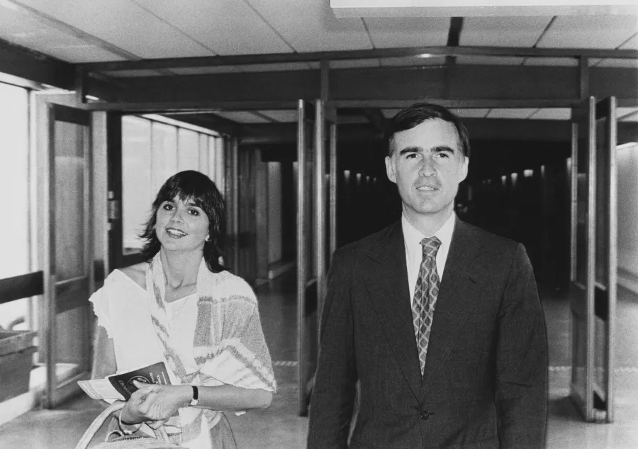 Linda Rondstadt Through the Years 855