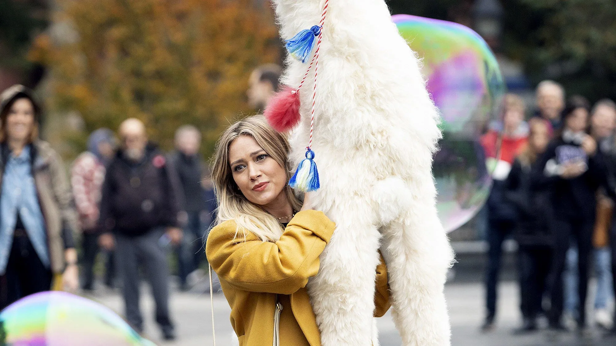 Lizzie McGuire Revival Writer Speculates 1 Night Stand Scene Contributed to Shows Cancellation