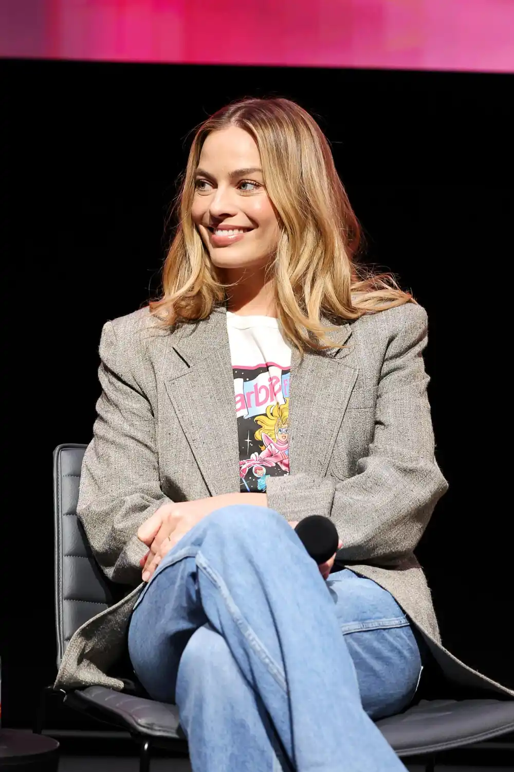 Margot Robbie Says She Doesn t Feel Sad Over Barbie Oscars Snubs We re This Blessed 640