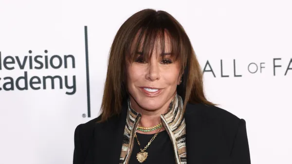 Melissa Rivers What s In My Bag