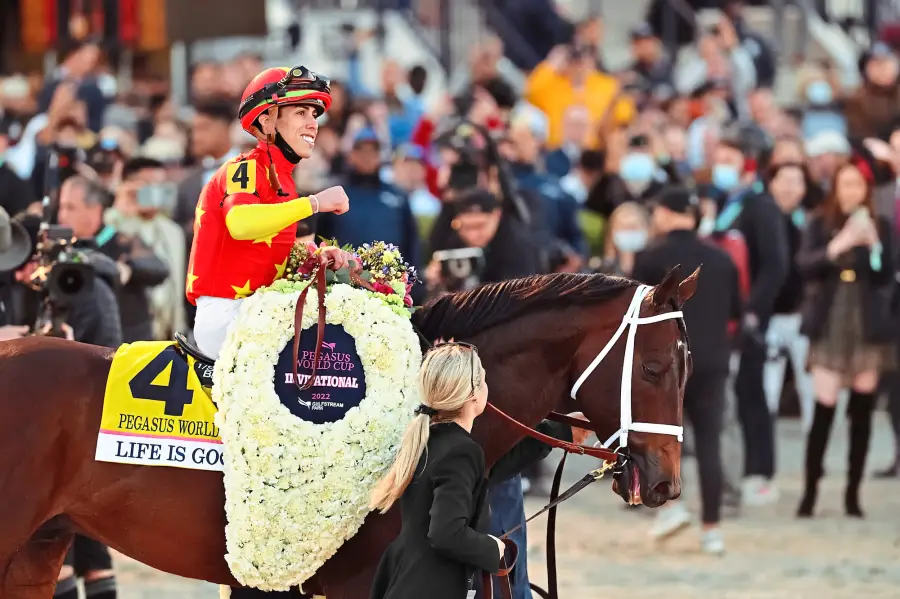 Nothing Says Happy Valentine s Day Like Last Crumb s Gourmet Cookies