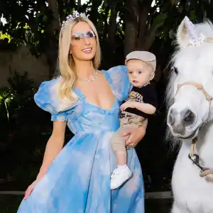 Paris Hilton and Carter Reum celebrate their son Phoenix s first birthday Living Under The Sea . 529