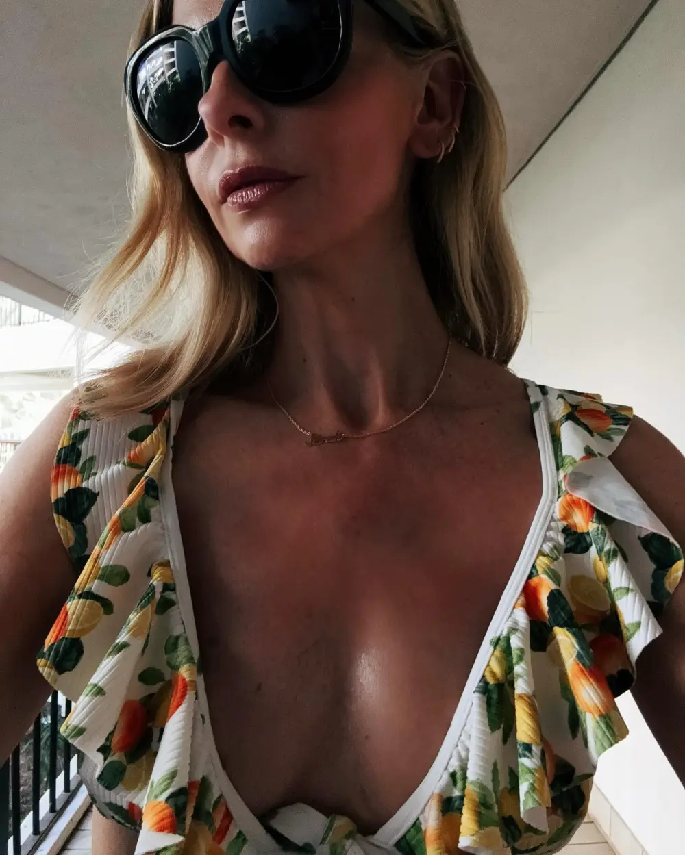 Sarah Michelle Gellar Swimsuits