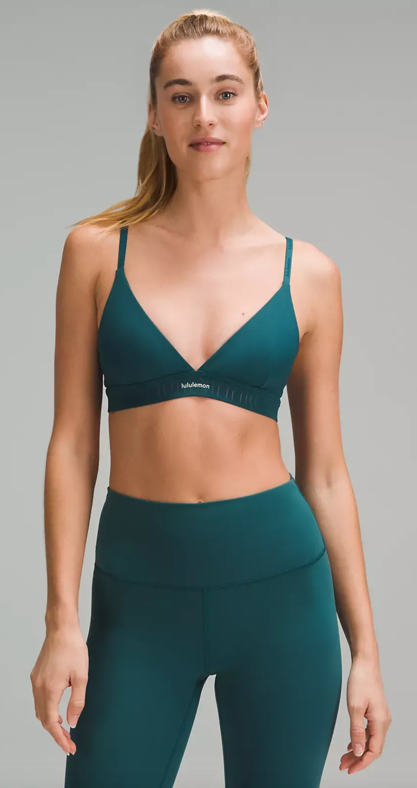 Lululemon License to Train Triangle Bra Light Support, A/B Cup Logo