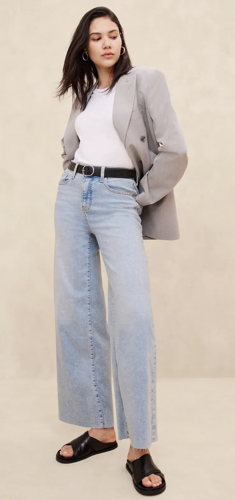 Banana Republic Factory High-Rise Wide-Leg Raw Hem Jean