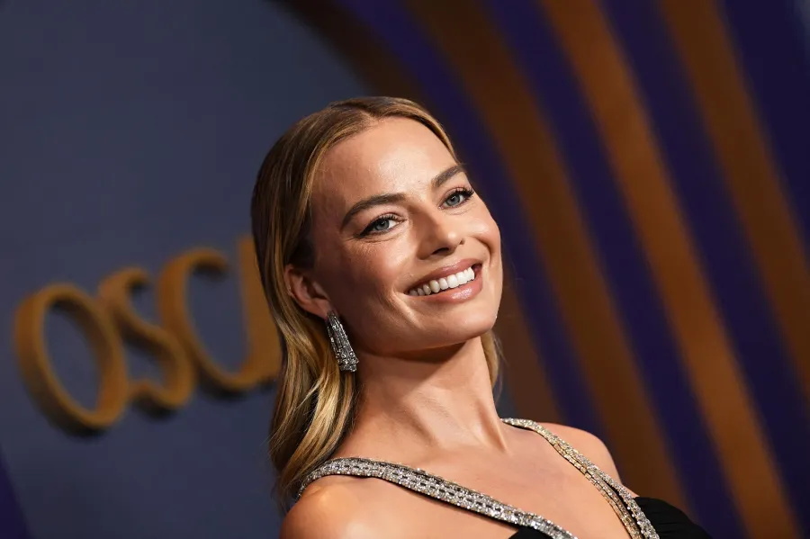 Stars Who Are Continually Snubbed by the Oscars Leonardo DiCaprio Margot Robbie and More