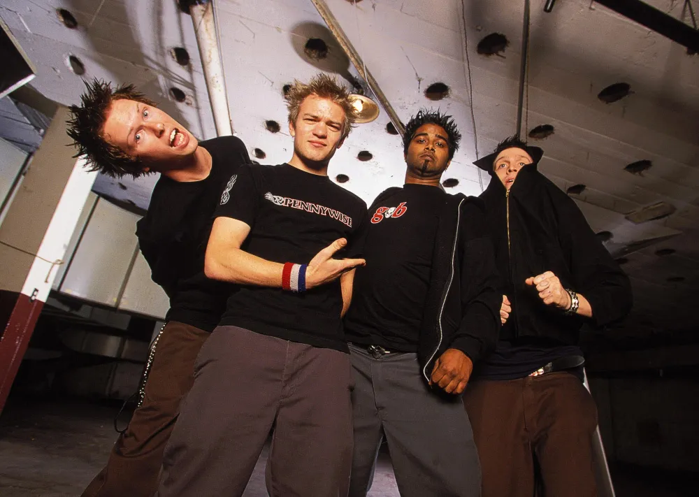 Sum 41 Announce Final Tour Ahead of Planned Break Up See Dates of The Setting Sum 754