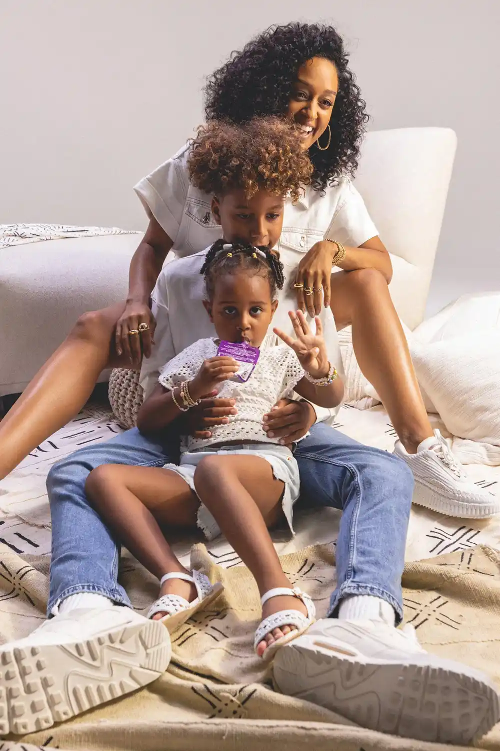 Tia Mowry Wanted to Change Her Natural Hair &mdash; Until Tracee Ellis Ross Showed Her How to Love It