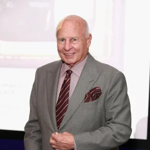 Tom Girardi Is Declared Competent to Stand Trial After Alzheimer Dementia Diagnoses