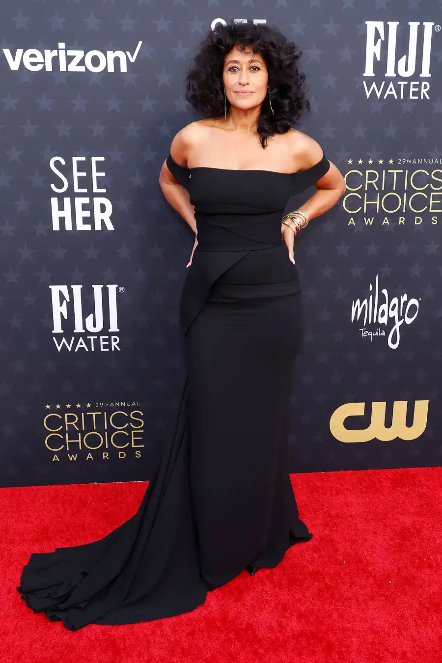 Tracee Ellis Ross Red Carpet Arrival 2024 Critics Choice Awards