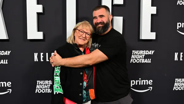 Travis Kelce Supports Brother Jason Kelce Attends Eagles Playoff Game in Tampa 682