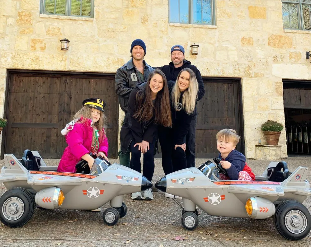 Glen Powell&rsquo;s Family Guide- Meet the Actor&rsquo;s Parents and 2 Siblings