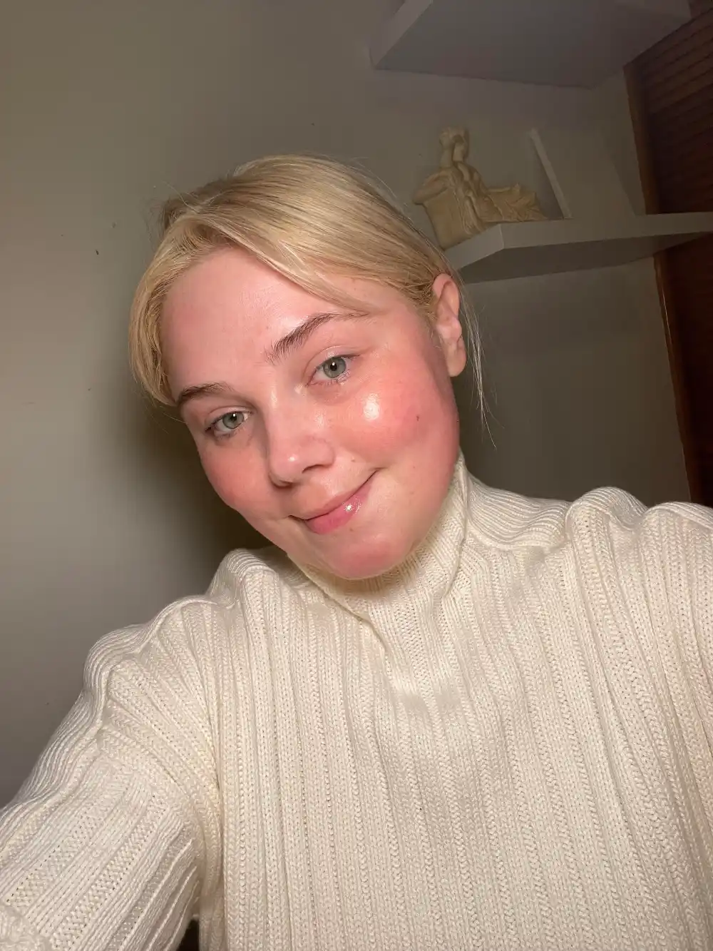 selfie before using self tanner