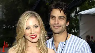 Christina Applegate and Johnathon Schaech’s Relationship Timeline