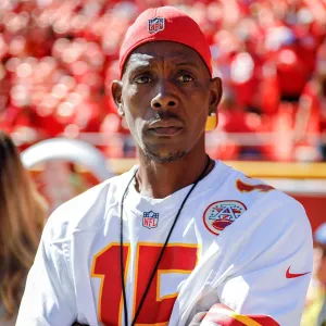 Meet Patrick Mahomes Dad 5 Things to Know About Patrick Mahomes Sr