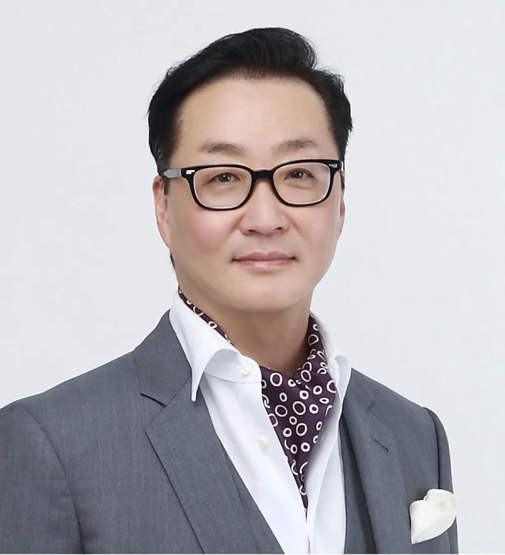 Dr. Harrison Lee