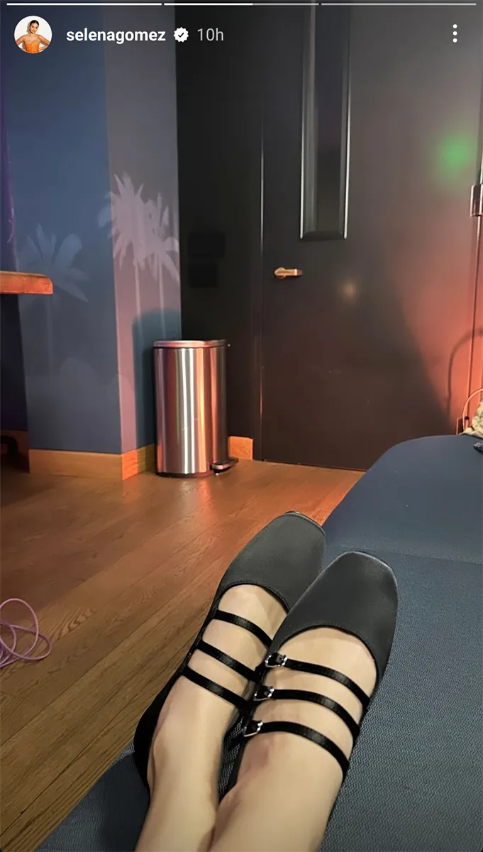 selena-gomez-instagram-flats