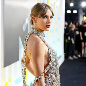 Taylor Swift Is No Longer Searchable on X After Fake AI-Generated Explicit Images