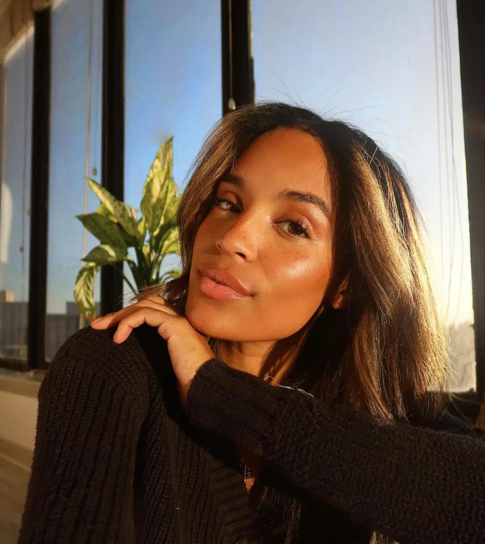 Bachelors Serene Russell Dresses for Dopamine