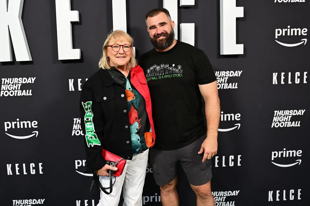 Travis Kelce Says Hes Fortunate to Have Support From Taylor Swift and Family Ahead of Super Bowl