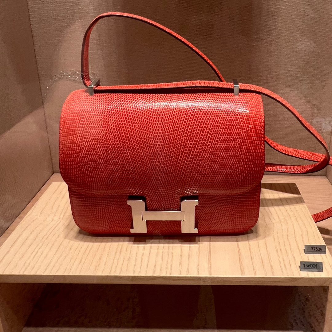 experience shopping in paris with live diary updates