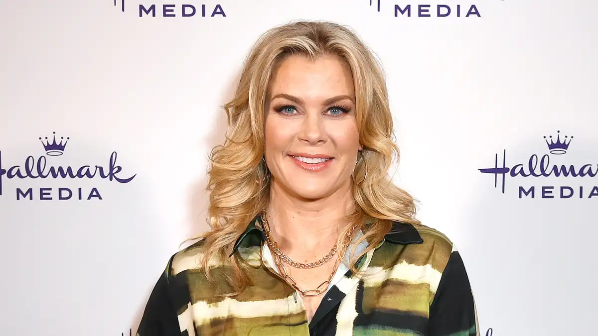 Alison Sweeney Talks Chronicle Mysteries Movies Hannah Swensen Future