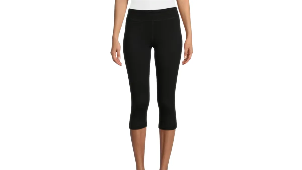 Athletic Works Women's Mid Rise Slim-Leg Capri Leggings