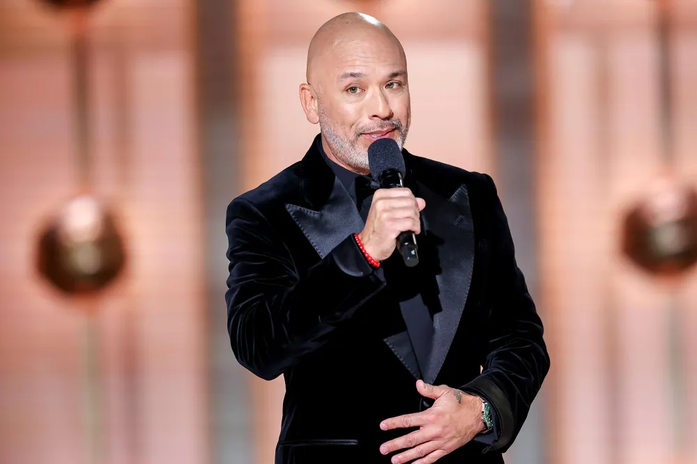 BAFTAs Host David Tennant Says He Learned Dont Diss Taylor Swift After Jo Koy Golden Globes Joke