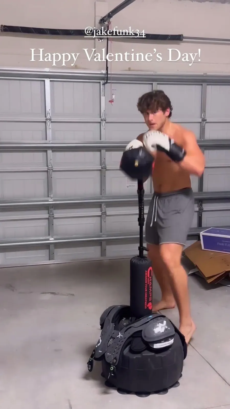 Bachelor Nation Stars Celebrating Valentine s Day 2024 Inside Their Special Day Hannah Ann225