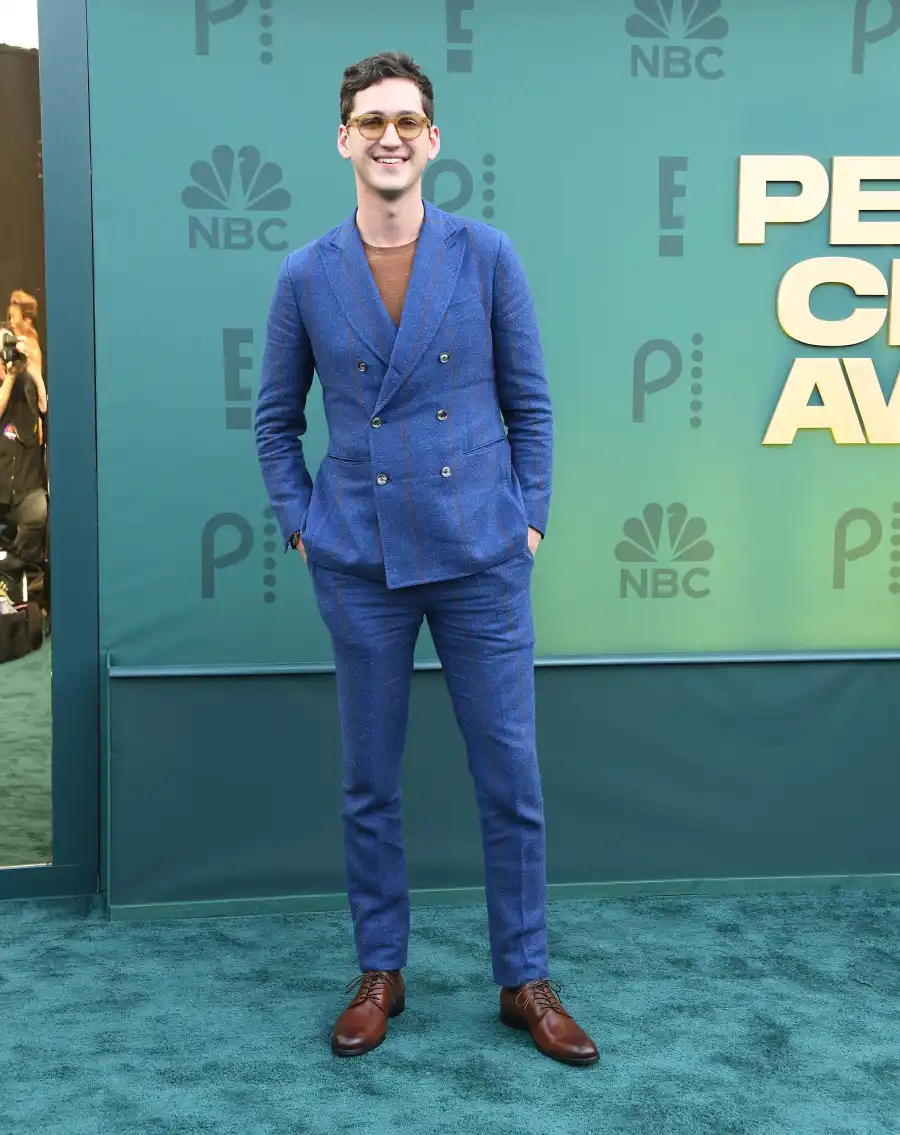 Best Dressed Men at the Peoples Choice Awards Lenny Kravitz Tom Hiddleston Simu Liu and More