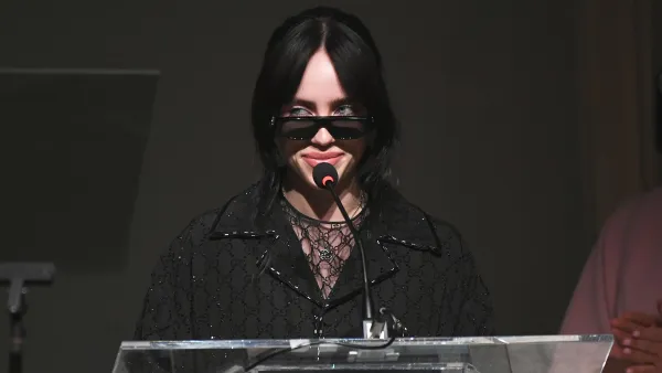 Billie Eilish Recycles 2000 Grammys Outfit