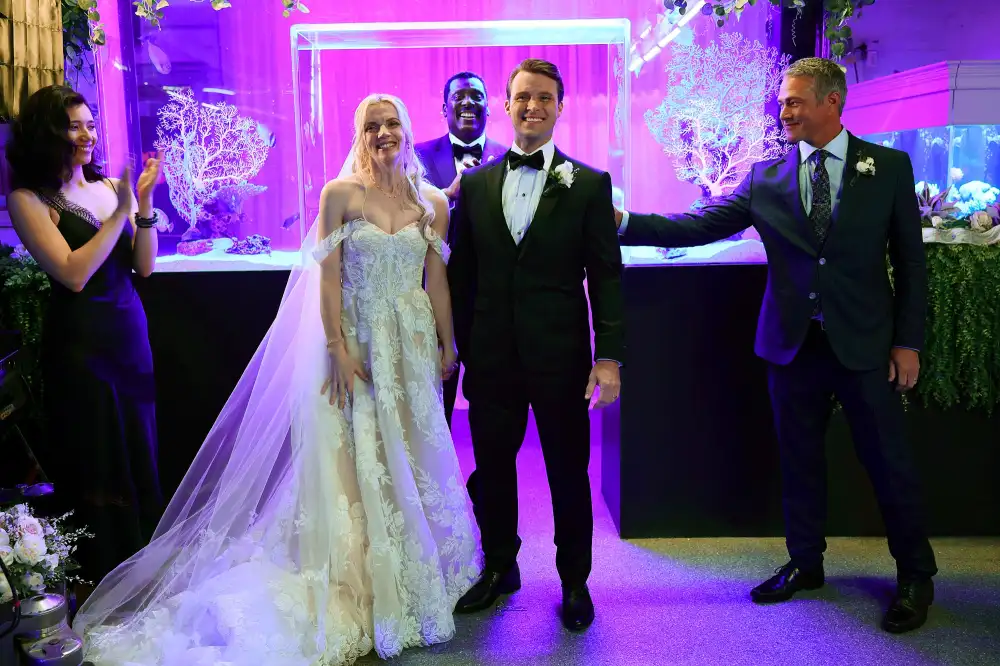 Chicago Fire Teases Kara Killmer s Last Episode 1st Look at Sylvie Brett and Matt Casey s Wedding 861