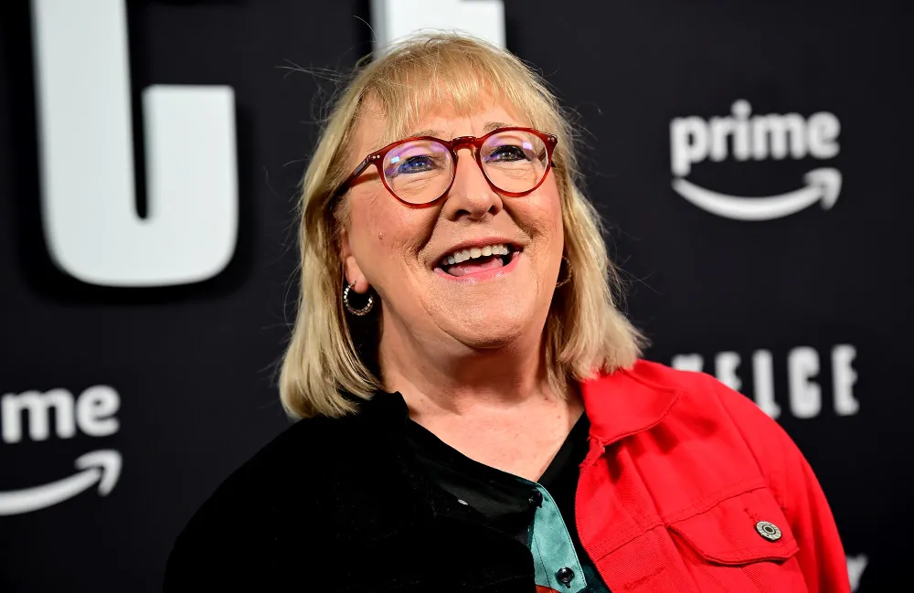 Donna Kelce Became a Different Person at Jason and Kylies Wedding When This Band Played