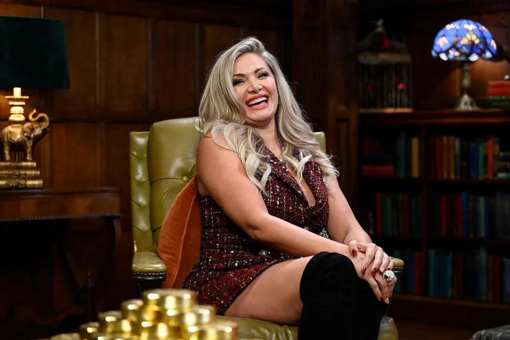 Dr Will Kirby Explains Why Big Brother Alums Failed on The Traitors Janelle Perzina