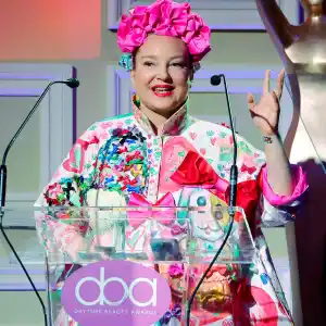 Every Survivor Contestant Who Sia Deemed Her Favorite Player and Rewarded Them With a Cash Prize 075