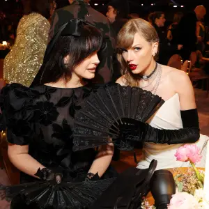 Feature Taylor Swift Dodged Another Lip Reading Debacle With Fans at the 2024 Grammys