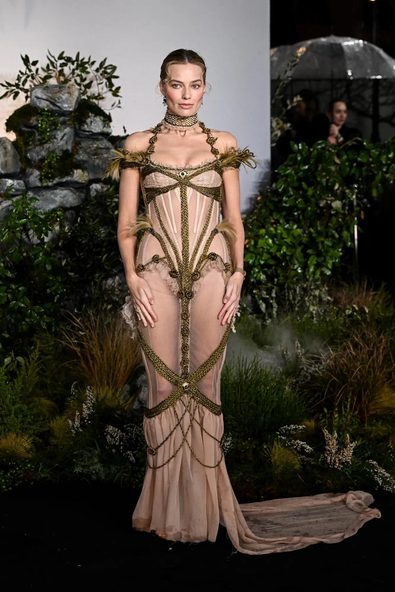 : Margot Robbie’s Show-Stopping Red Carpet Style Includes Naked Dresses, Bejeweled Looks and More