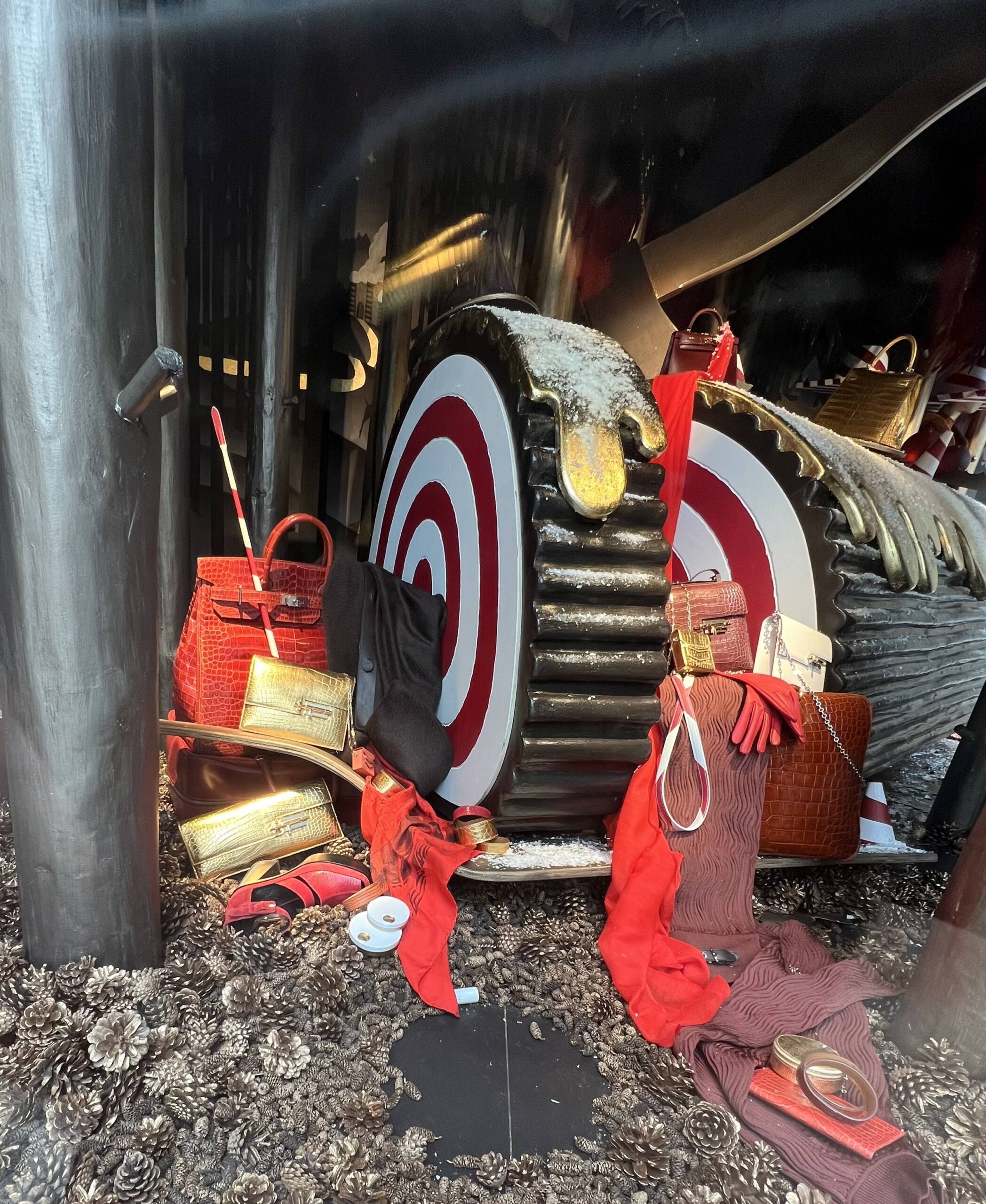 experience shopping in paris with live diary updates