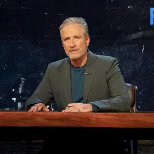 Jon Stewart Helps Raise 25K for No Kill Animal Shelter Where he Found His Late Dog Dipper 187