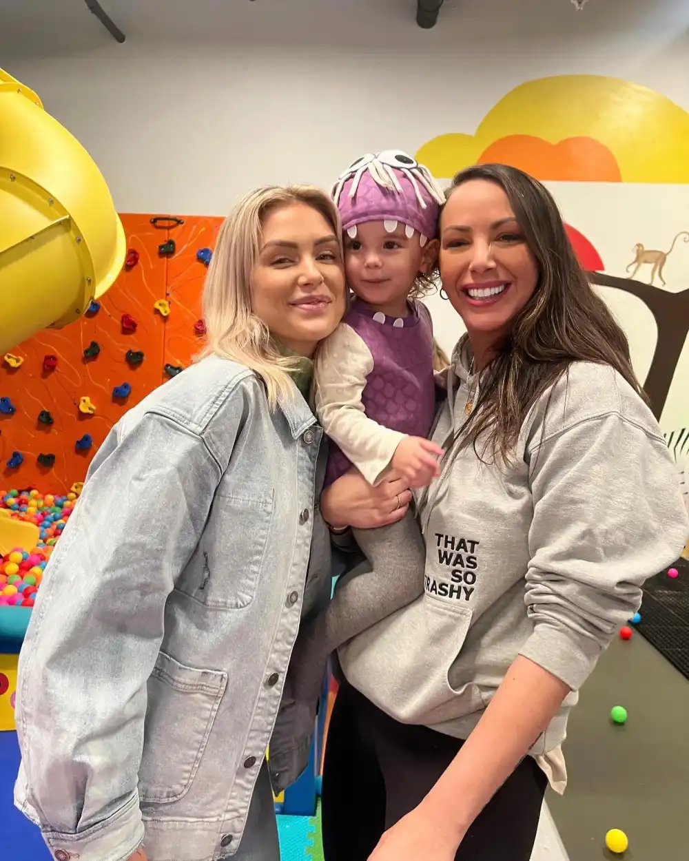 Josh Peck Reads a Text From Kristen Doute About How She&rsquo;s &lsquo;Dead&rsquo; to Lala Kent for a 'Dumb Reason'