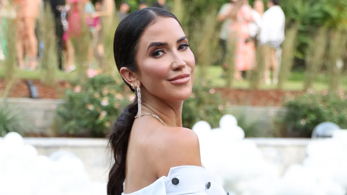 Kaitlyn Bristowe Thought She Was Asexual Saw Herself More With a Woman