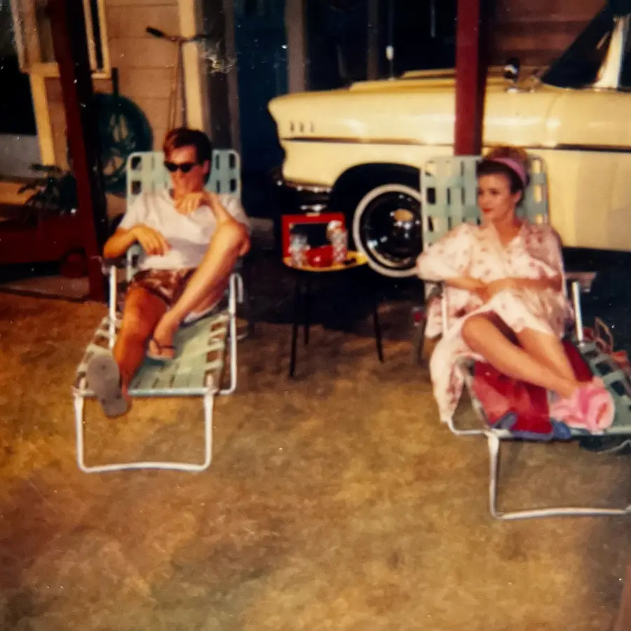 Kyra Sedgwick Shares 'Blurry Polaroid' of 1st Time She Met Kevin Bacon