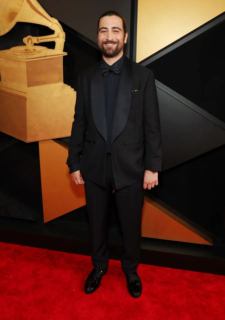 Noah Kahan Best Dressed Men at the 2024 Grammys