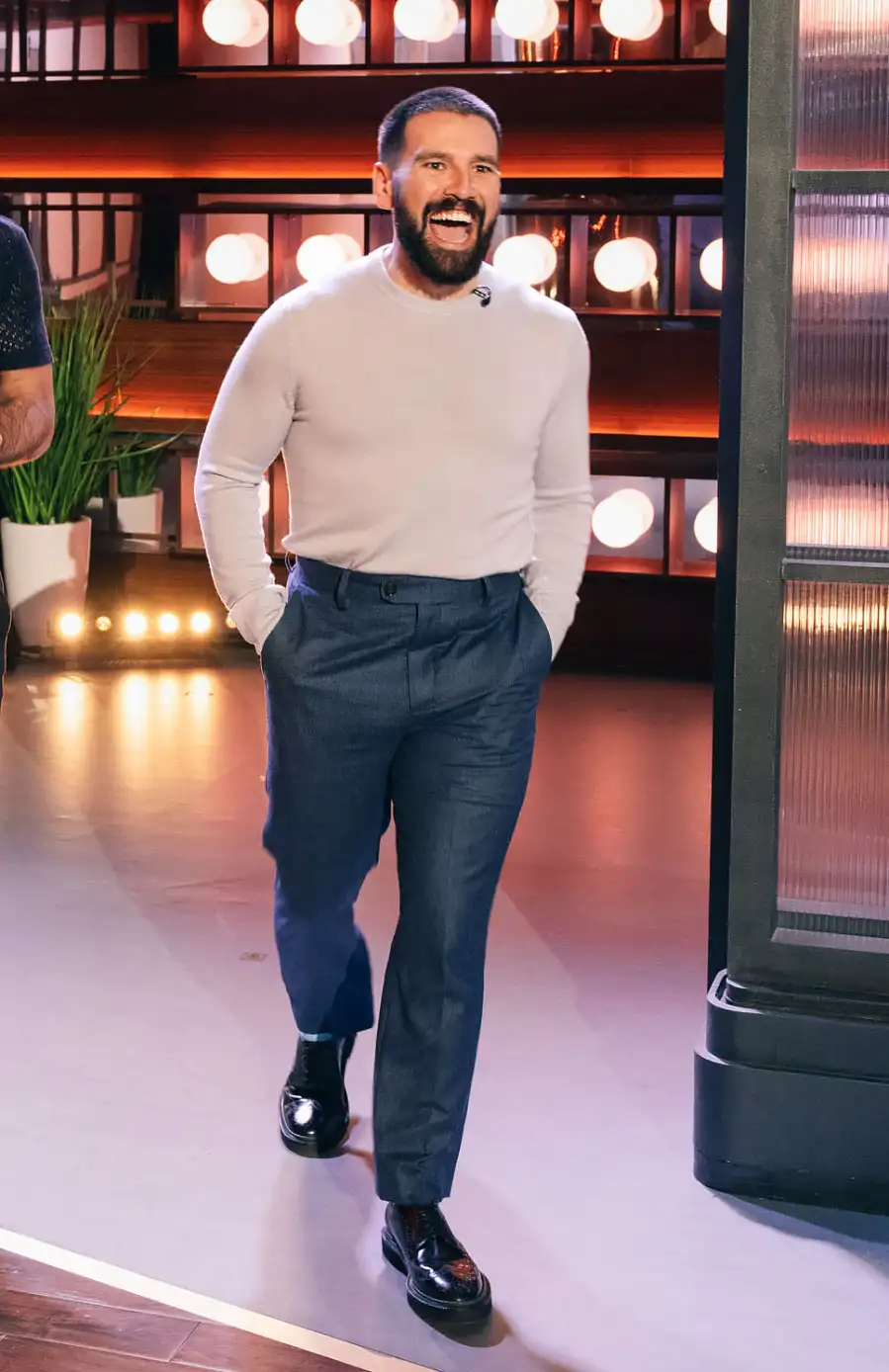 Dan + Shay’s Shay Mooney Shows Off 50-Lb Weight Loss Transformation: See His Progress in Pics