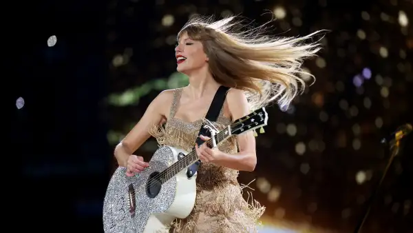 Rock and Roll Hall of Fame Teases Taylor Swift