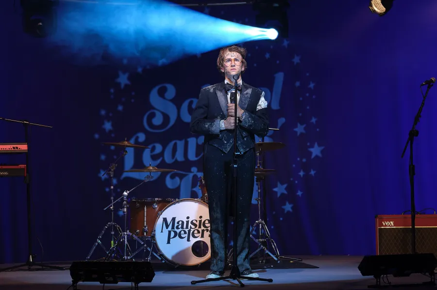 Sebastian Croft How to Date Billy Walsh Cast of Prime Video Love Triangle Rom-Com